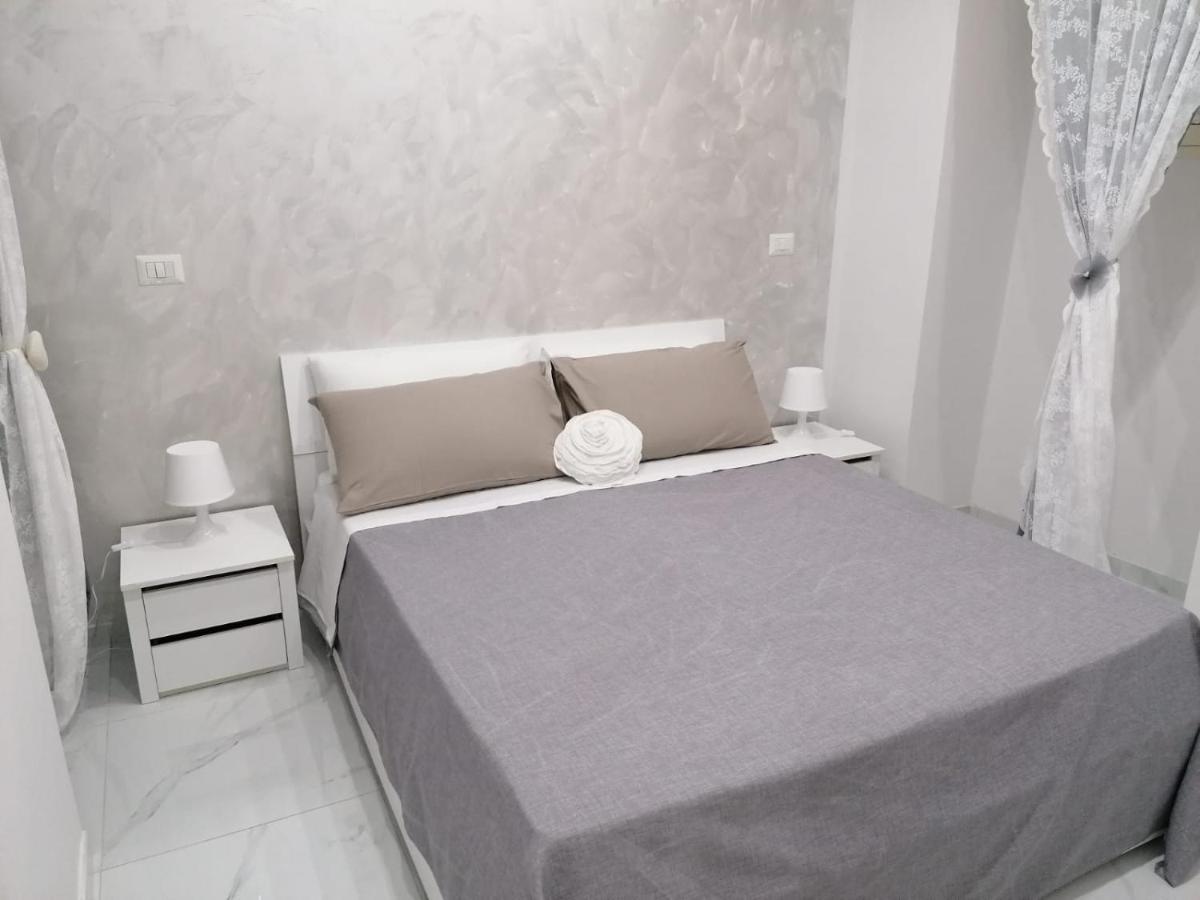 那不勒斯Centro Storico Casa Elegante Per Famiglia别墅 外观 照片